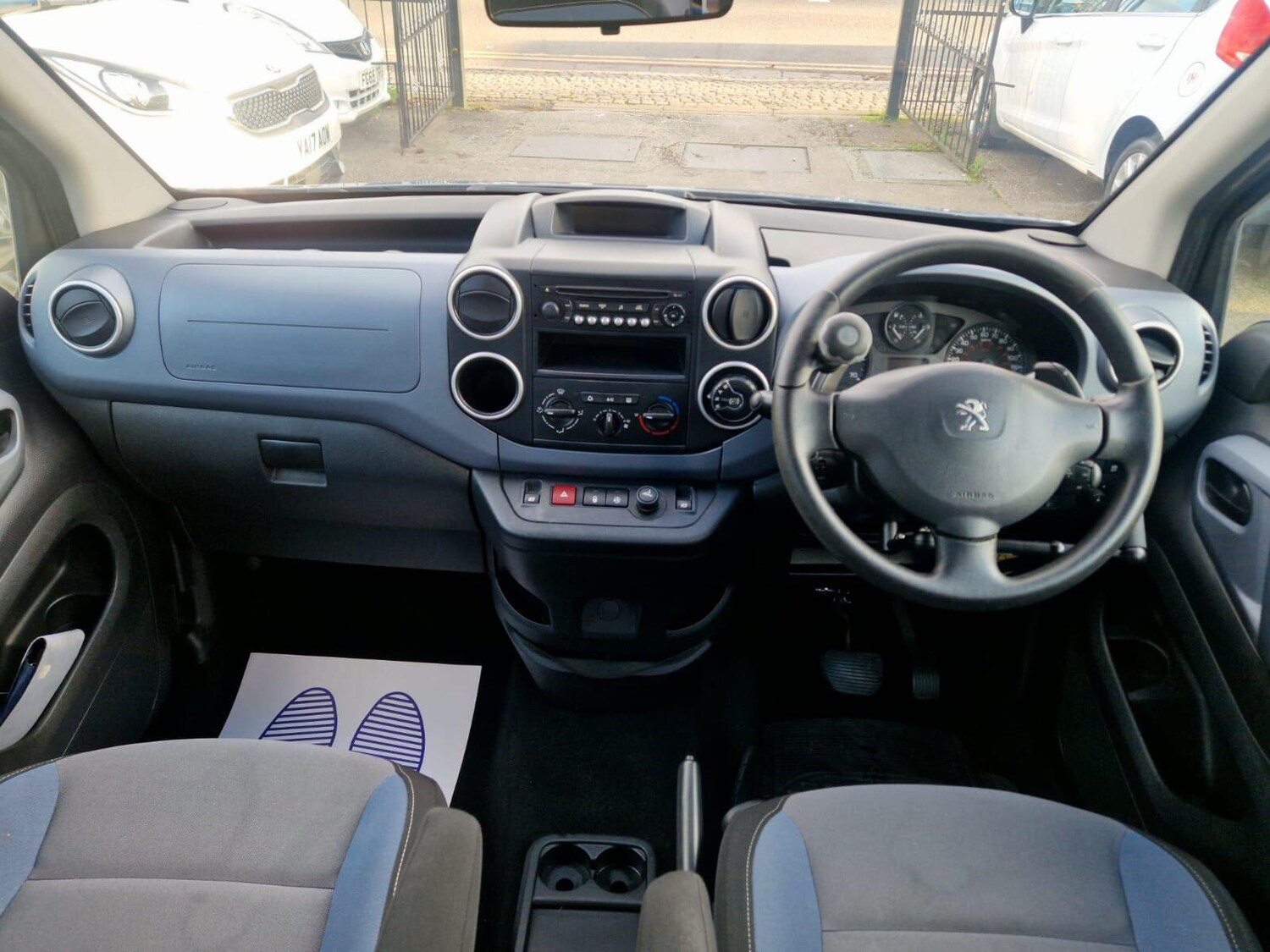 Used Peugeot Partner Tepee 2013 for sale - 77203669: Photo 17