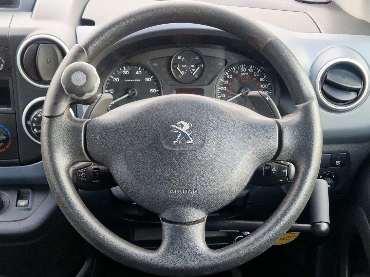 Used Peugeot Partner Tepee 2013 for sale - 77203669: Photo 25