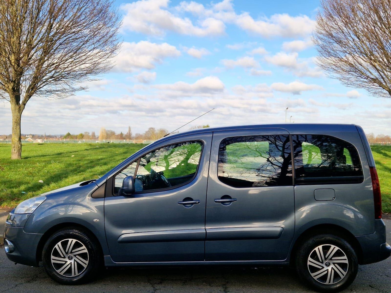 Used Peugeot Partner Tepee 2013 for sale - 77203669: Photo 5