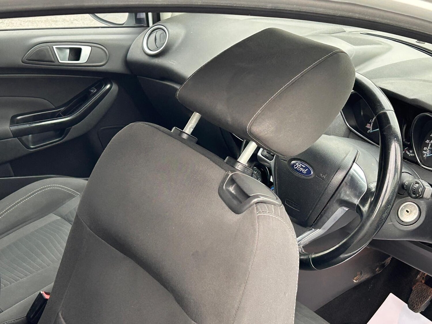 Used Ford Fiesta 2017 for sale - 77202863: Photo 34