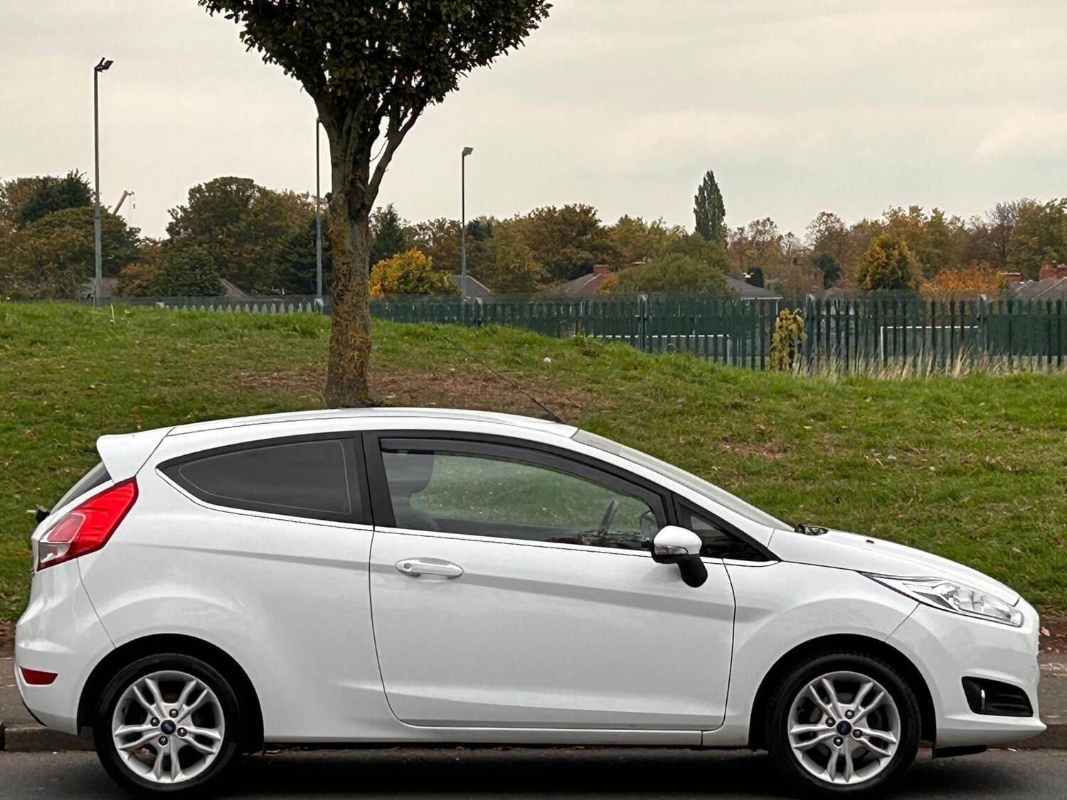 Used Ford Fiesta 2017 for sale - 77202863: Photo 6