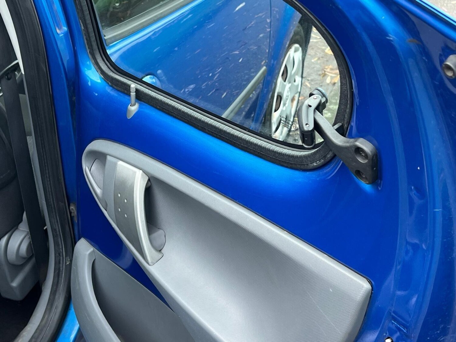 Used Peugeot 107 2010 for sale - 77202818: Photo 14