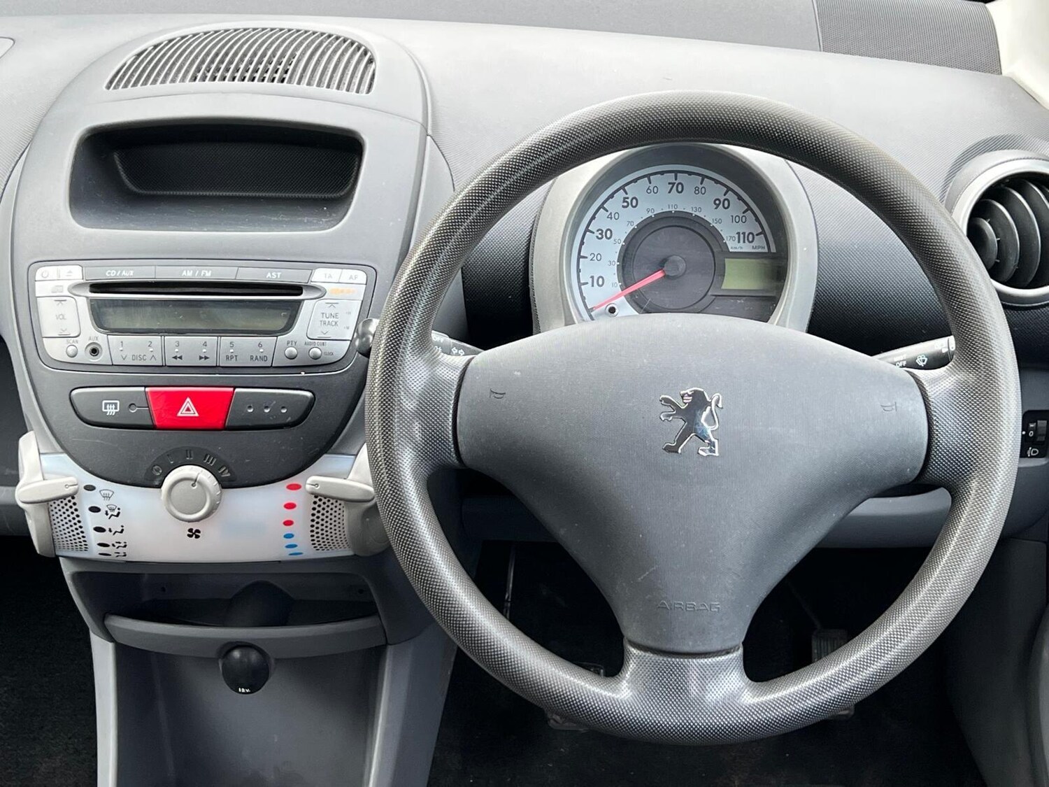 Used Peugeot 107 2010 for sale - 77202818: Photo 27
