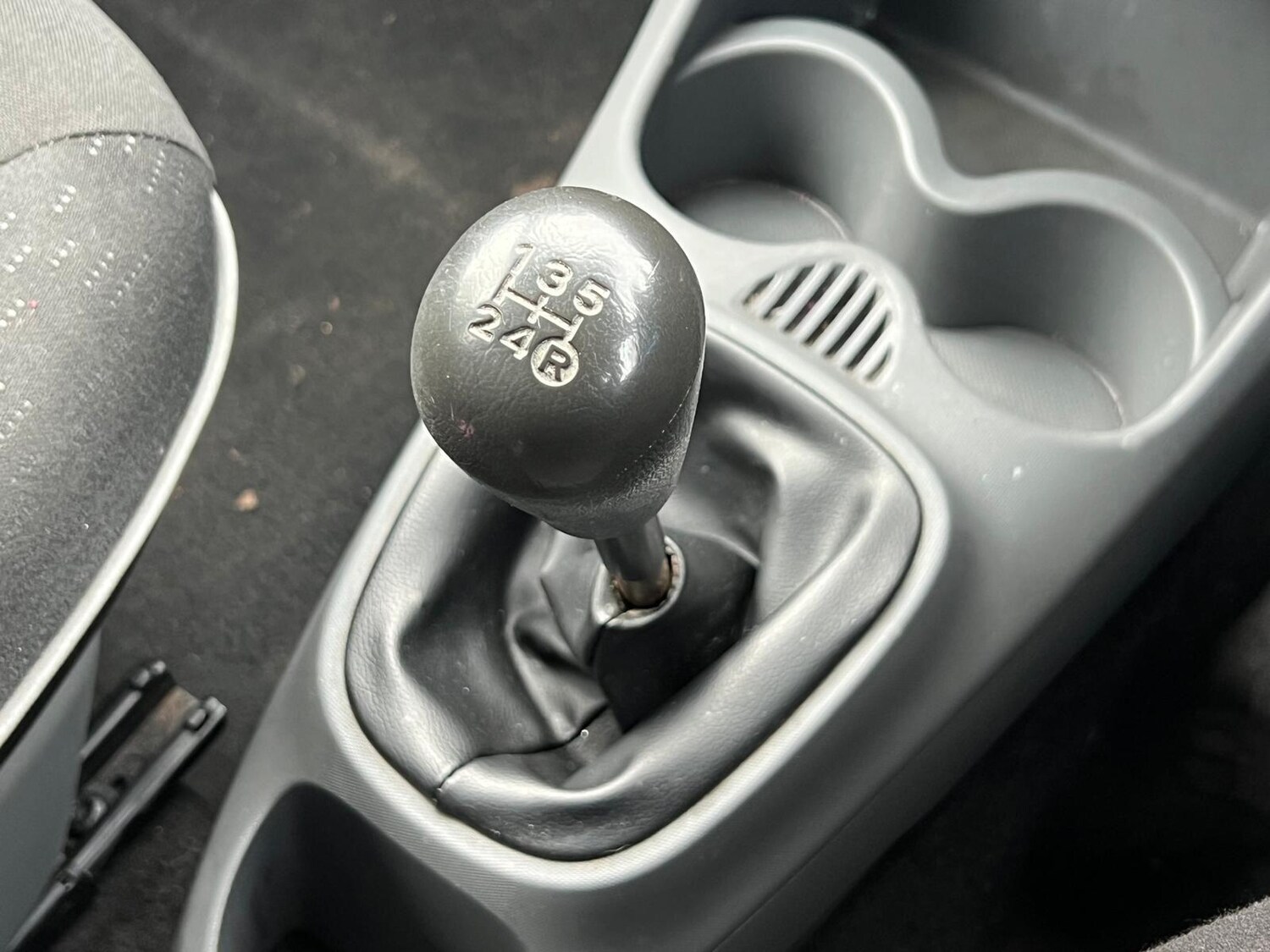 Used Peugeot 107 2010 for sale - 77202818: Photo 29