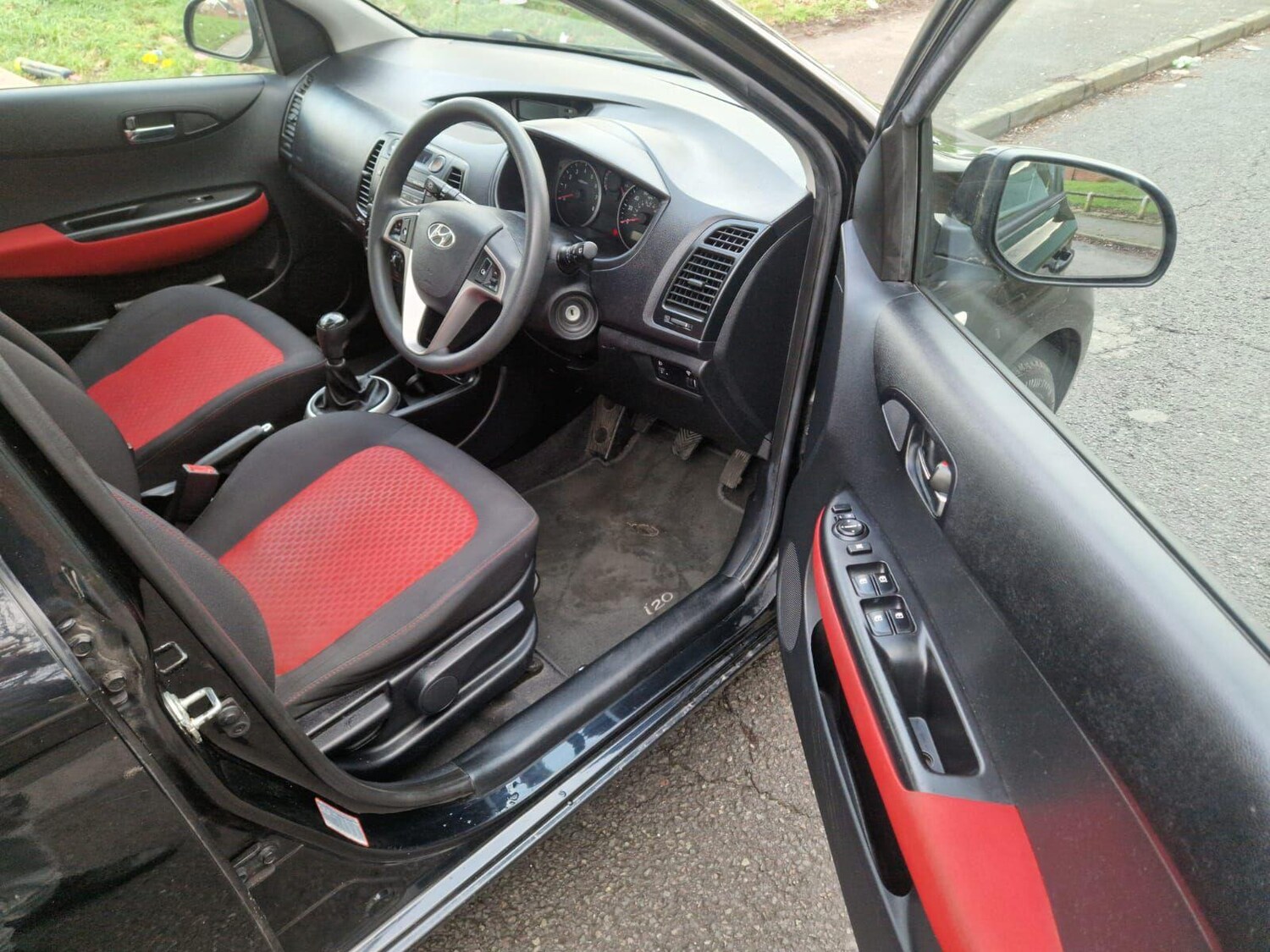 Used Hyundai i20 2009 for sale - 77202925: Photo 19