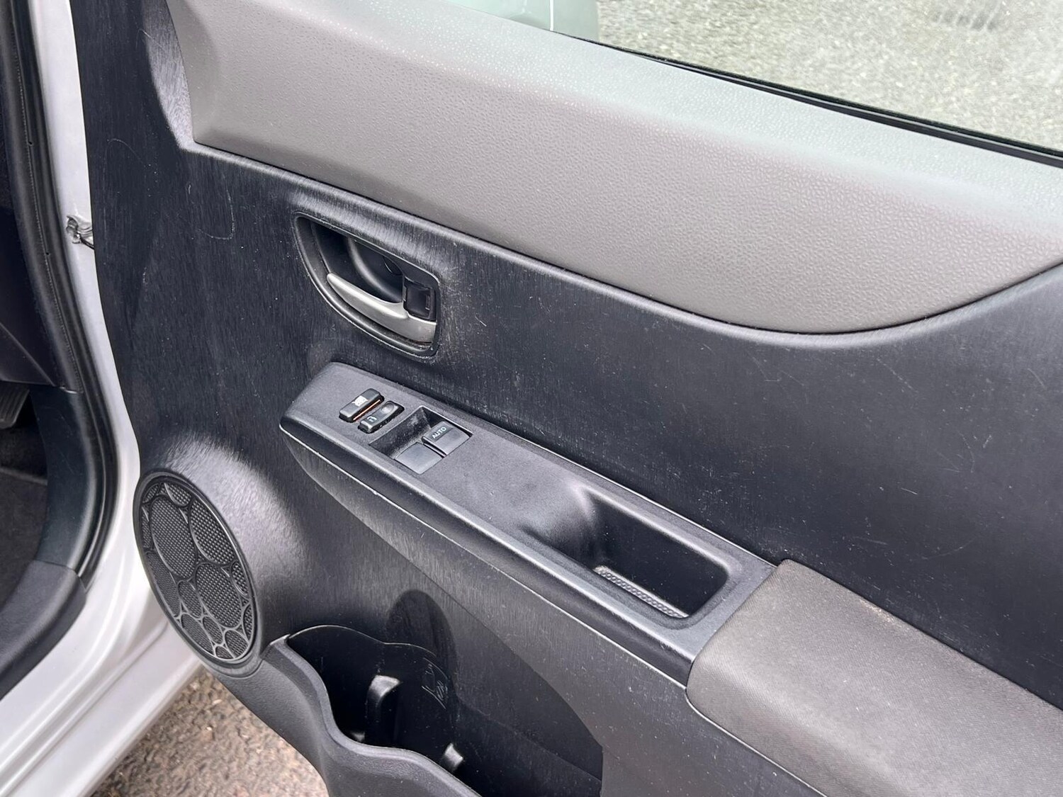 Used Toyota Yaris 2013 for sale - 78215739: Photo 20