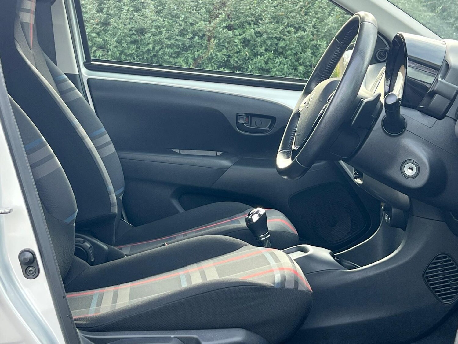 Used Peugeot 108 2015 for sale - 77202812: Photo 13