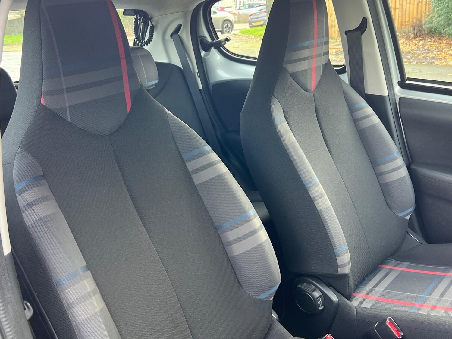 Used Peugeot 108 2015 for sale - 77202812: Photo 14