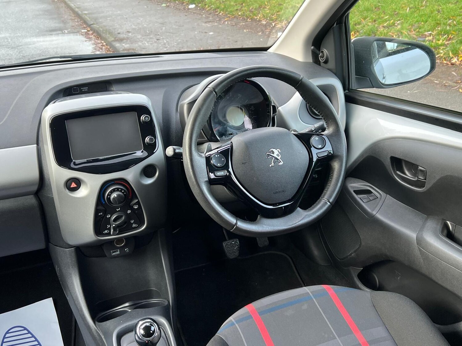 Used Peugeot 108 2015 for sale - 77202812: Photo 18