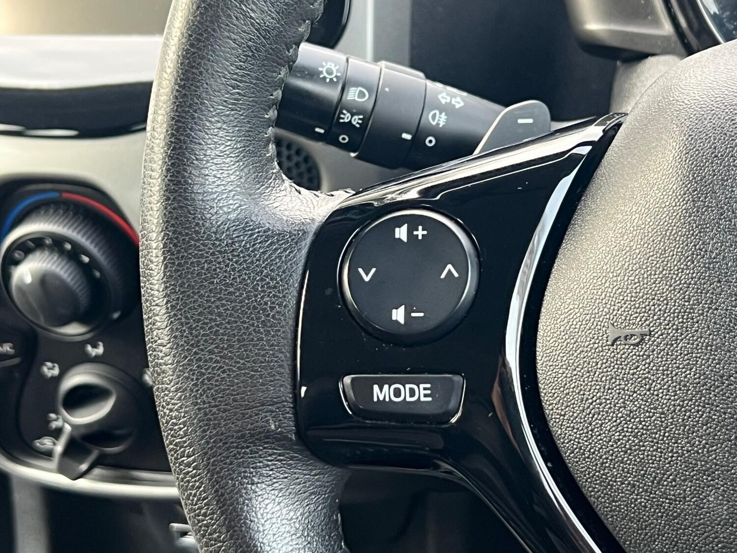 Used Peugeot 108 2015 for sale - 77202812: Photo 25