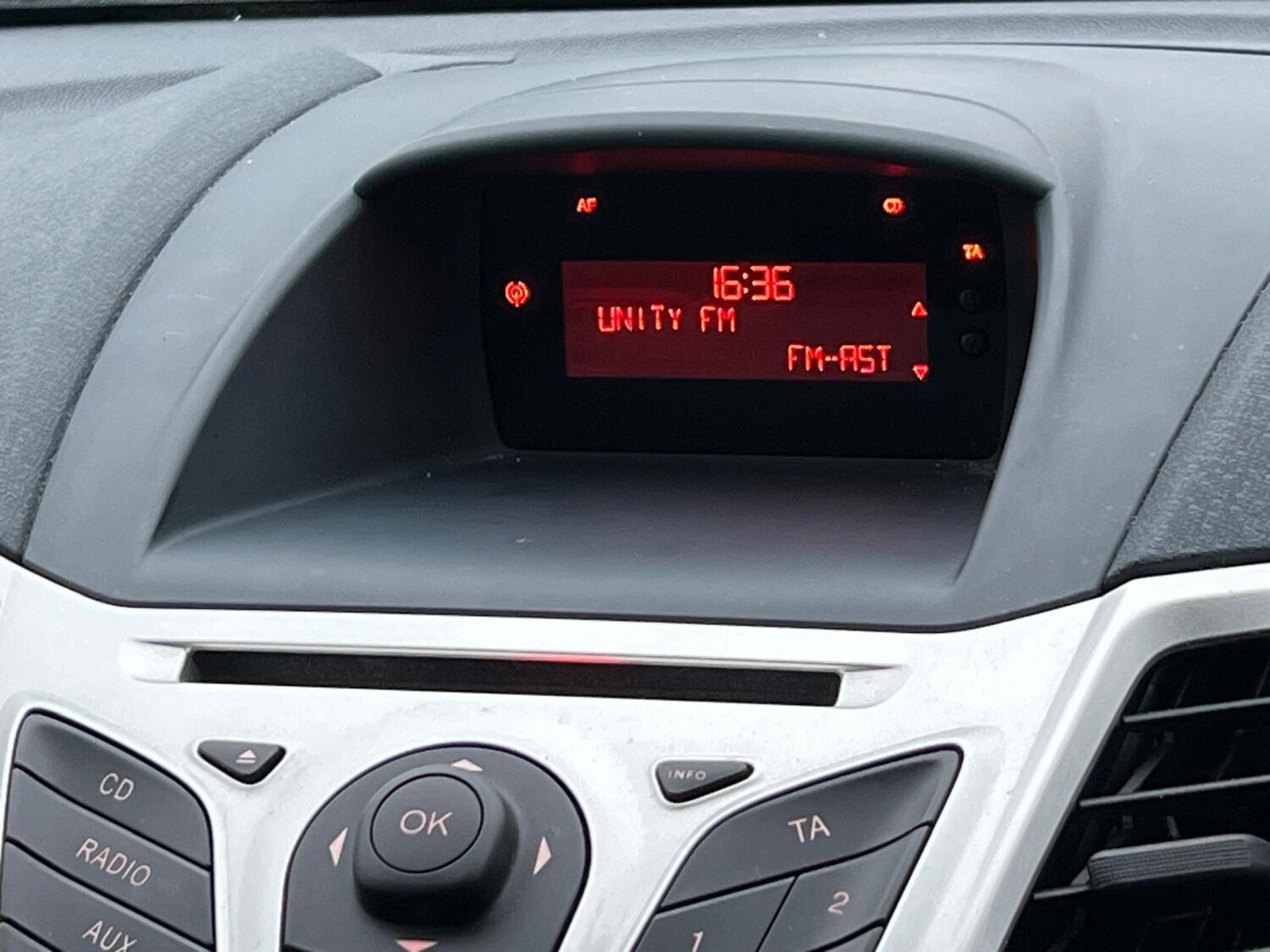 Used Ford Fiesta 2012 for sale - 78215757: Photo 28