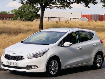 Used Kia Ceed 2015 for sale - 79532756: Photo