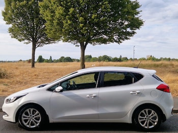 Used Kia Ceed 2015 for sale - 79532756: Photo