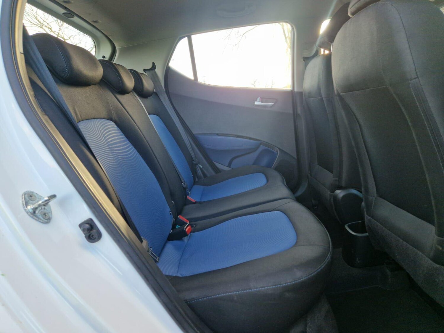 Used Hyundai i10 2015 for sale - 77202597: Photo 17