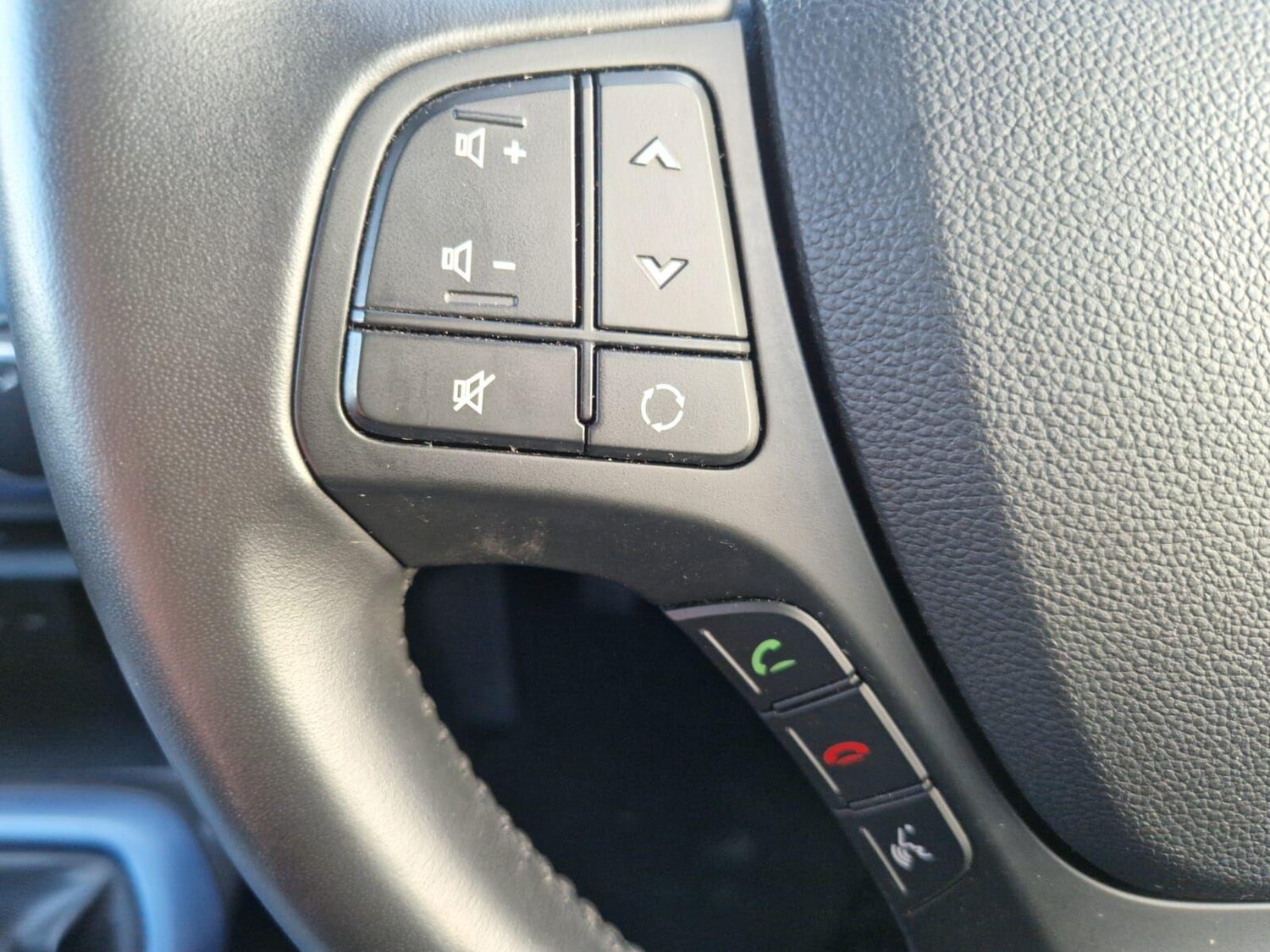 Used Hyundai i10 2015 for sale - 77202597: Photo 23