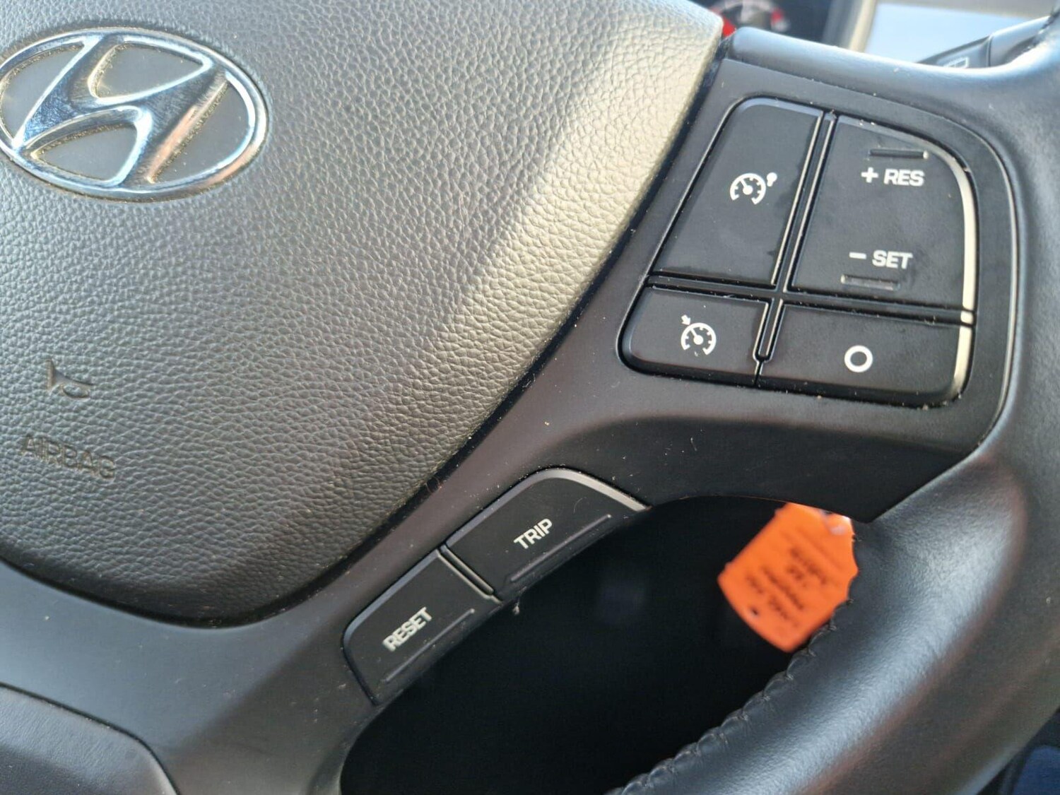 Used Hyundai i10 2015 for sale - 77202597: Photo 24