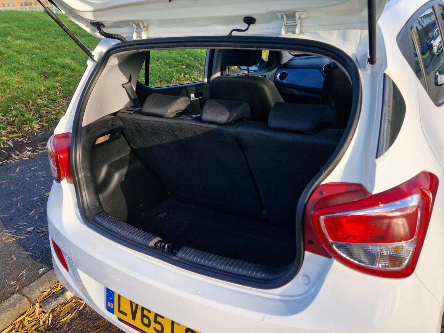 Used Hyundai i10 2015 for sale - 77202597: Photo 37