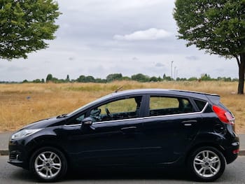 Used Ford Fiesta 2016 for sale - 79373780: Photo