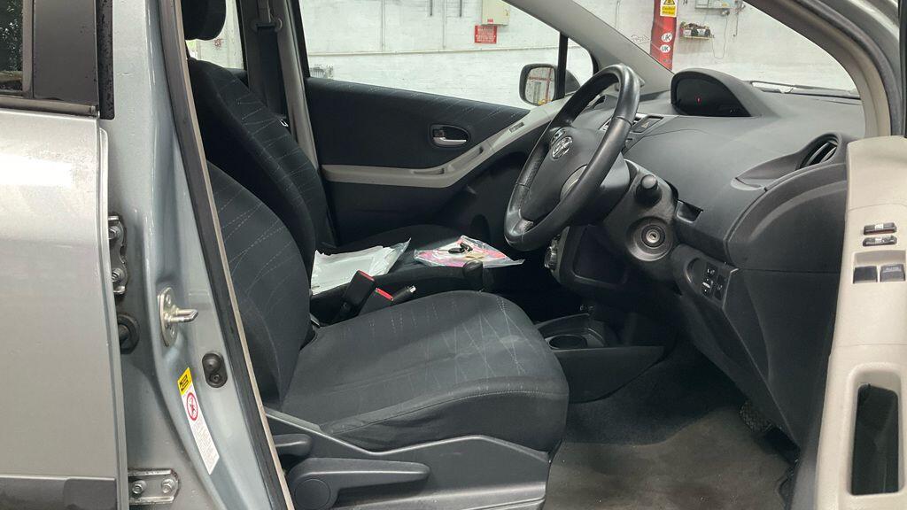 Used Toyota Yaris for sale - 77537649: Photo 9