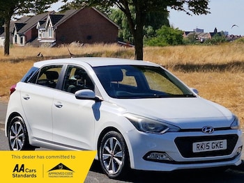 Used Hyundai i20 2015 for sale - 79508706: Photo
