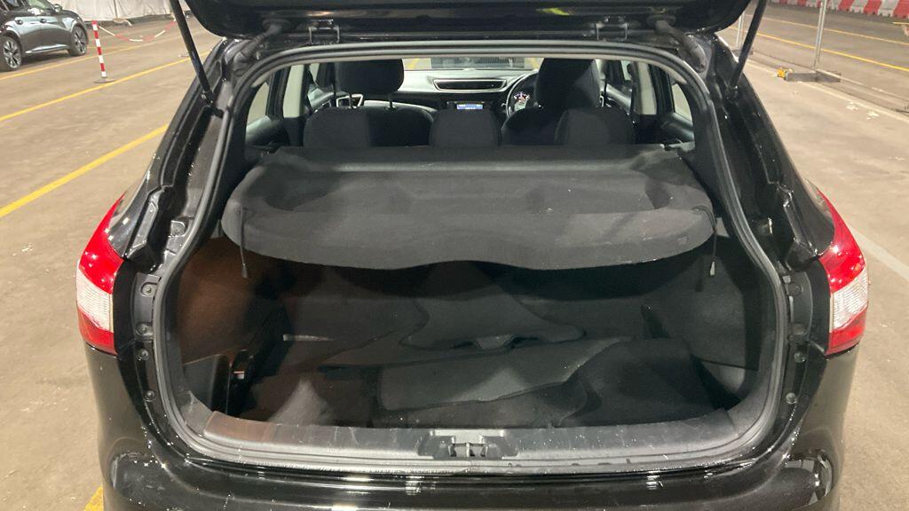 Used Nissan Qashqai for sale - 77497340: Photo 14