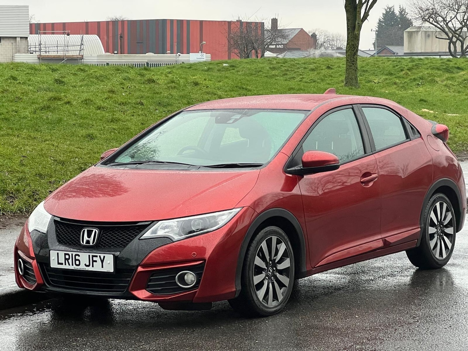 Used Honda Civic 2016 for sale - 77645951: Photo 2