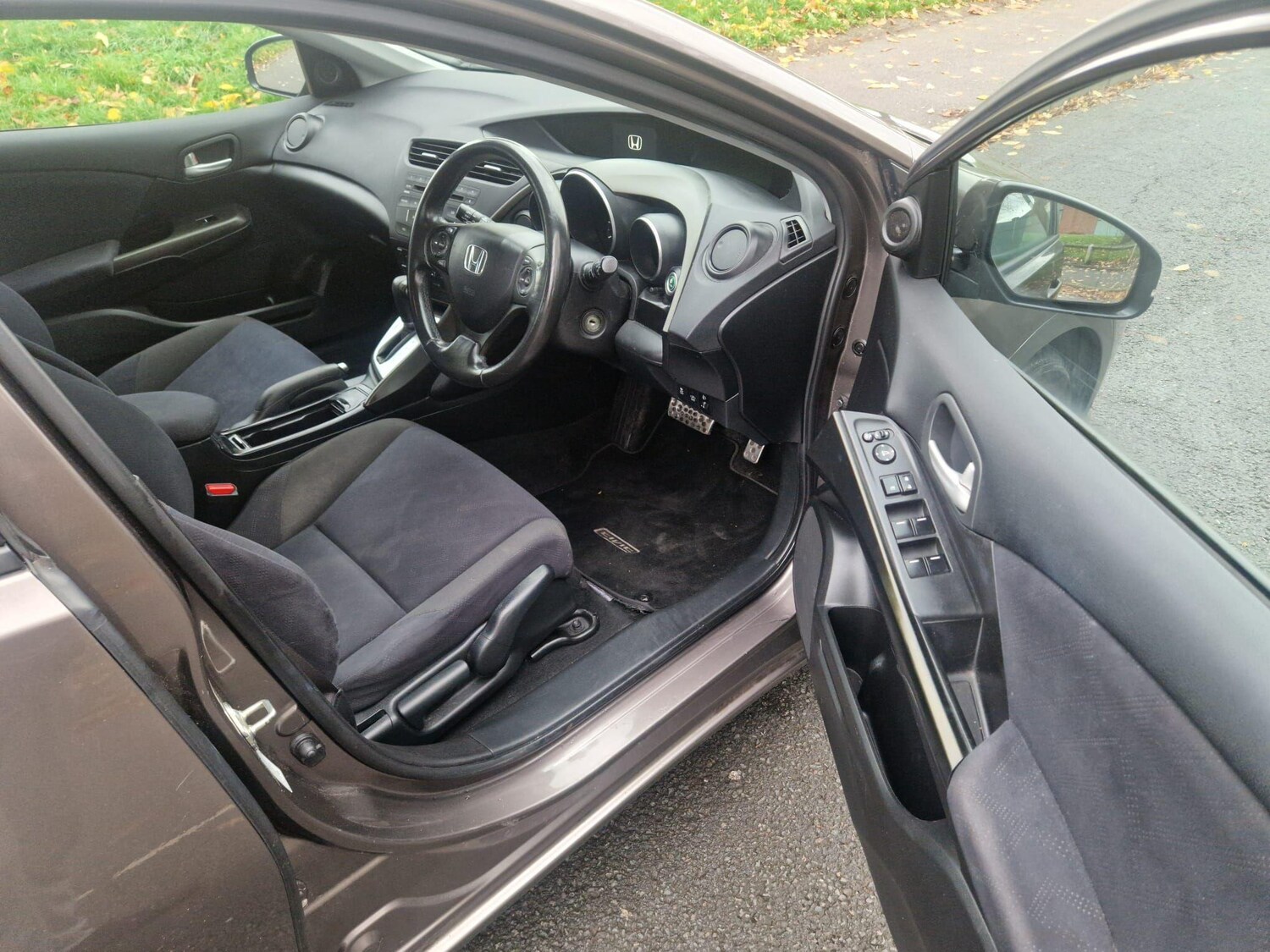 Used Honda Civic 2012 for sale - 77202869: Photo 37