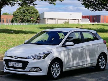 Used Hyundai i20 2017 for sale - 79741410: Photo