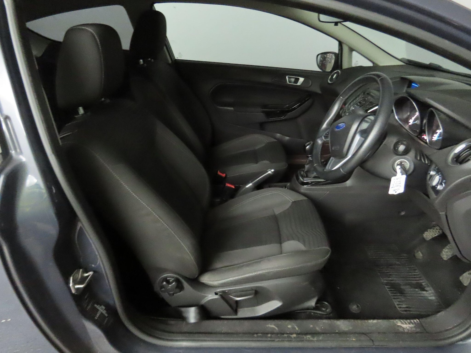 Used Ford Fiesta 2013 for sale - 77305598: Photo 8