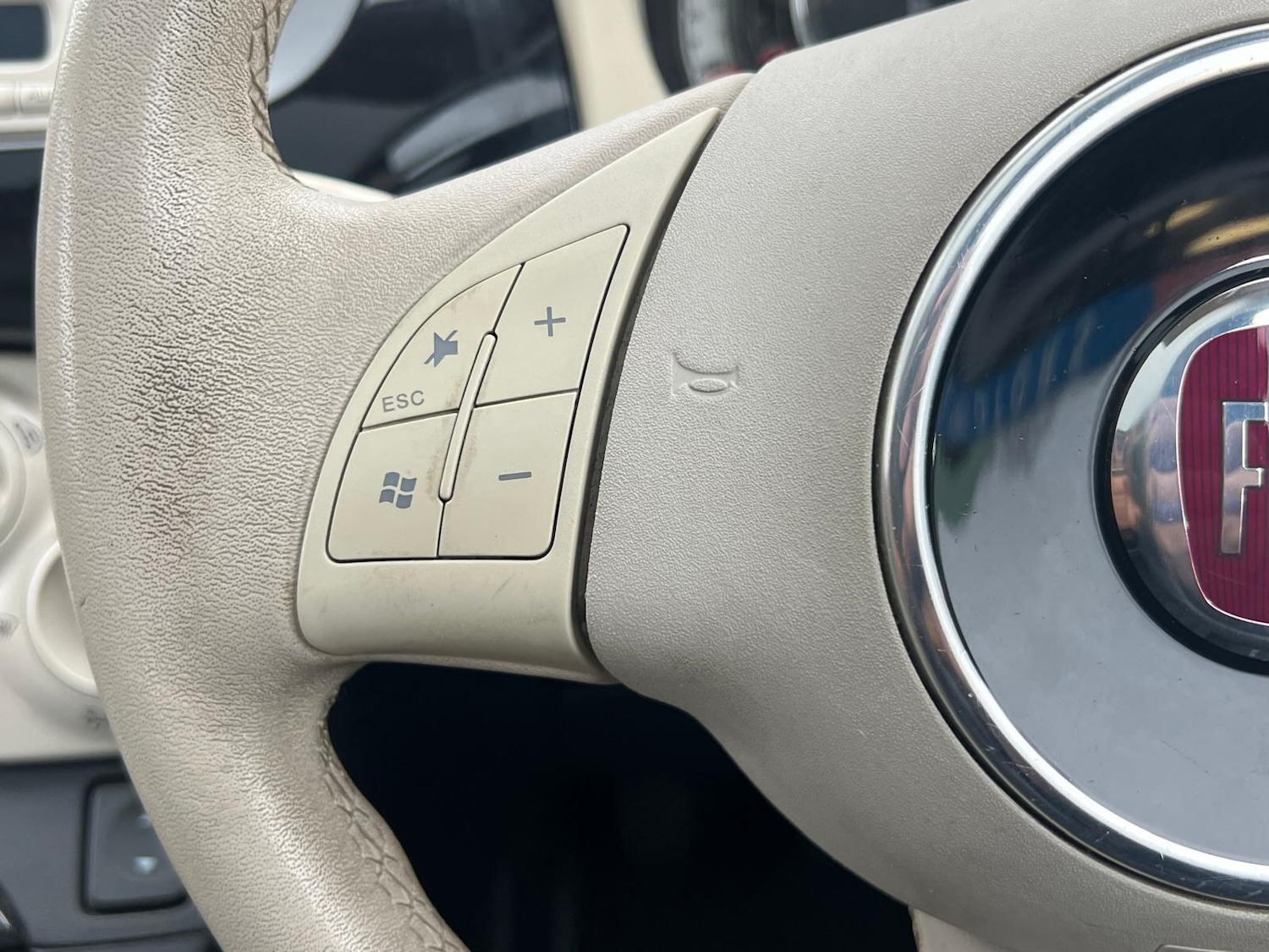 Used Fiat 500 2011 for sale - 77793439: Photo 23