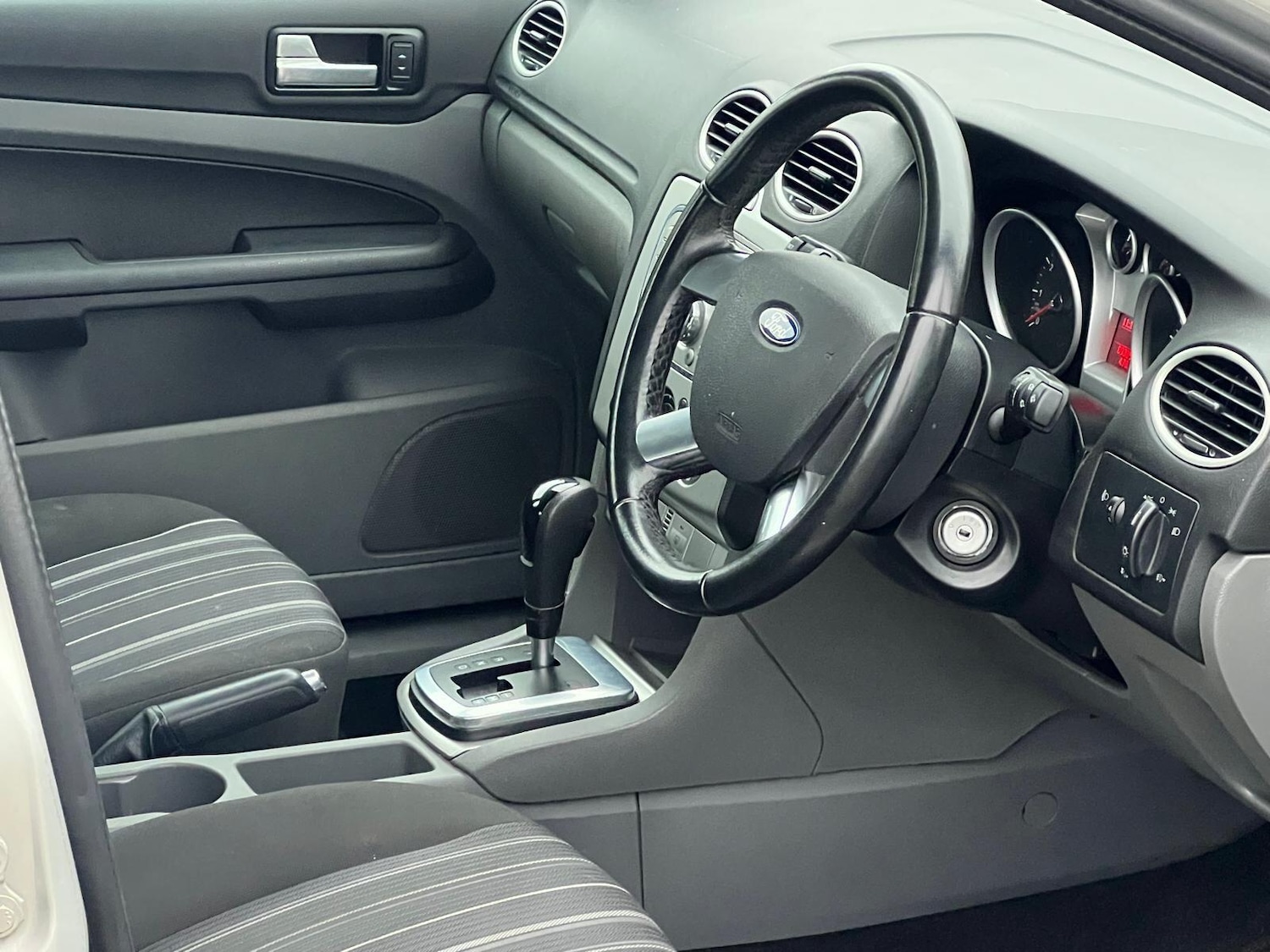 Used Ford Focus 2008 for sale - 77203859: Photo 18