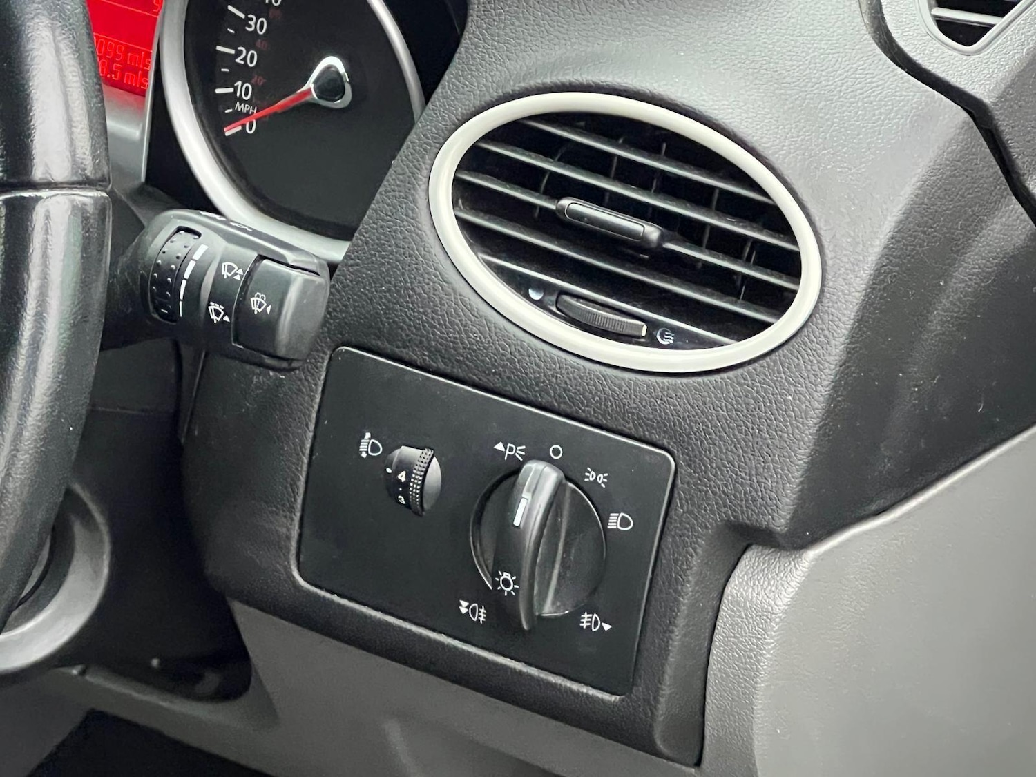 Used Ford Focus 2008 for sale - 77203859: Photo 32