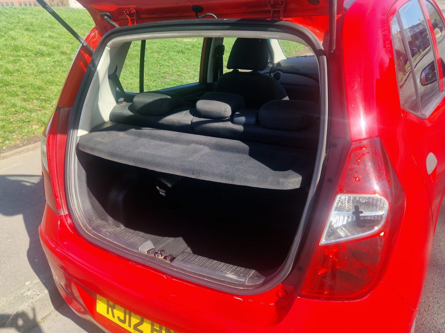 Used Hyundai i10 2012 for sale - 78215761: Photo 31