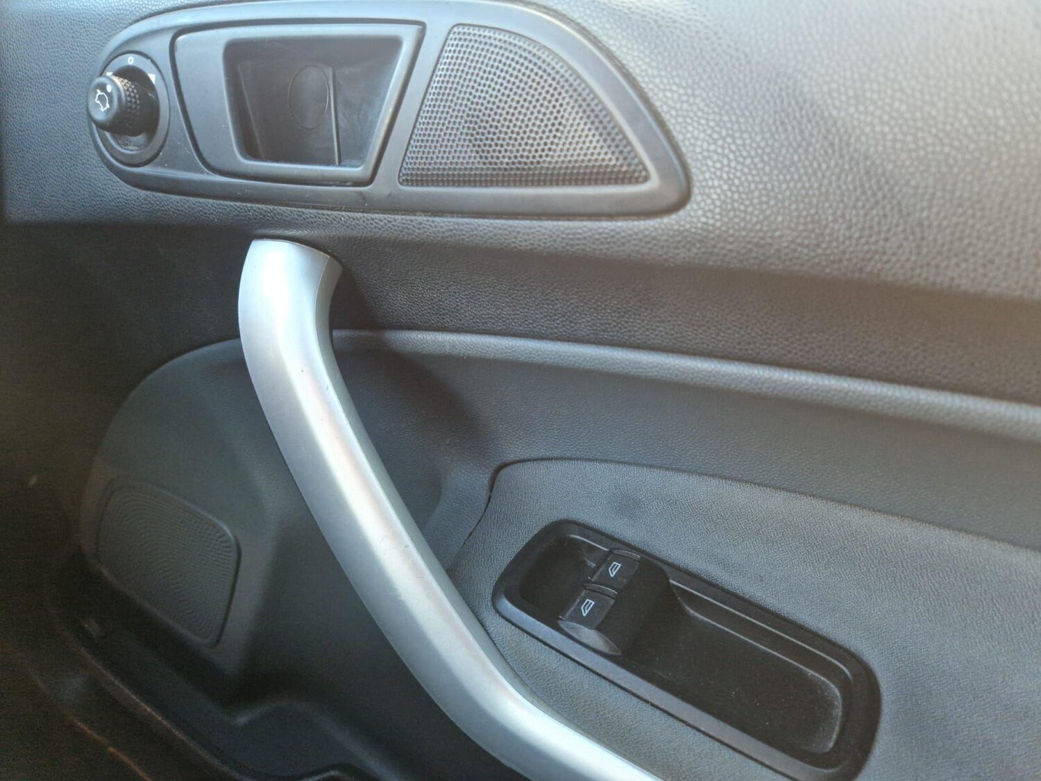 Used Ford Fiesta 2010 for sale - 77202533: Photo 17