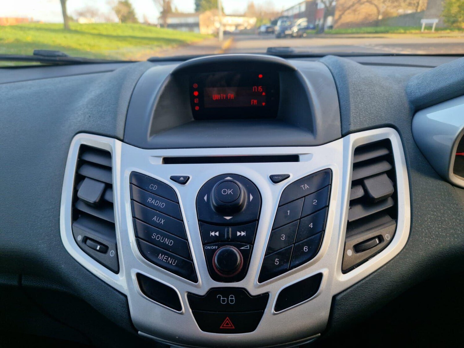 Used Ford Fiesta 2010 for sale - 77202533: Photo 24