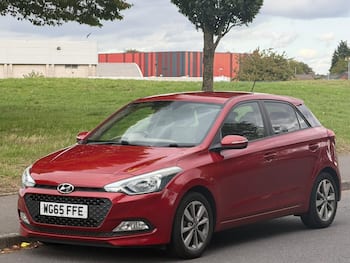 Used Hyundai i20 2015 for sale - 79780526: Photo