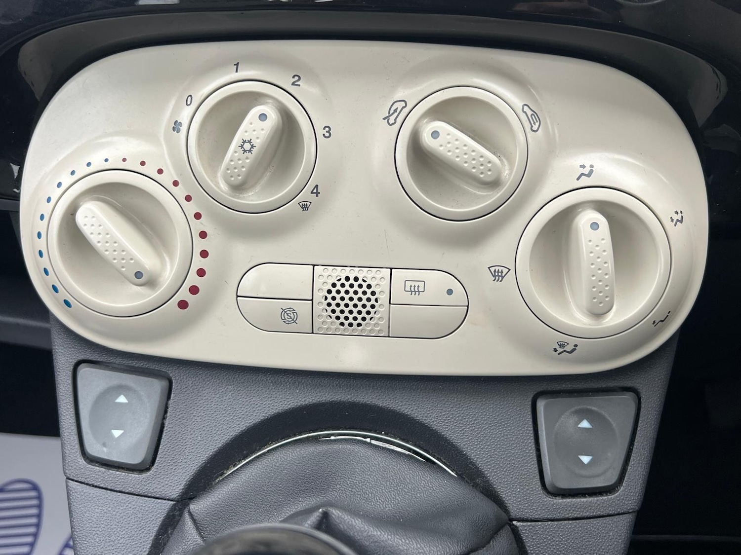 Used Fiat 500 2011 for sale - 78215762: Photo 27