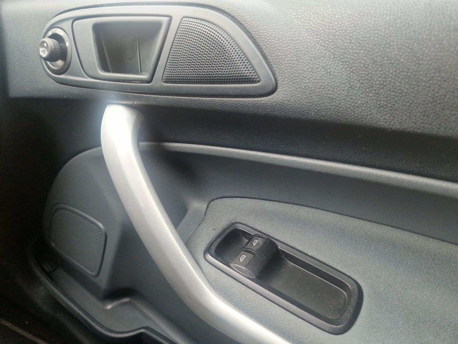 Used Ford Fiesta 2011 for sale - 77230523: Photo 19