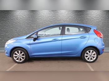 Used Ford Fiesta 2010 for sale - 78384051: Photo