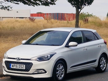 Used Hyundai i20 2016 for sale - 79413261: Photo