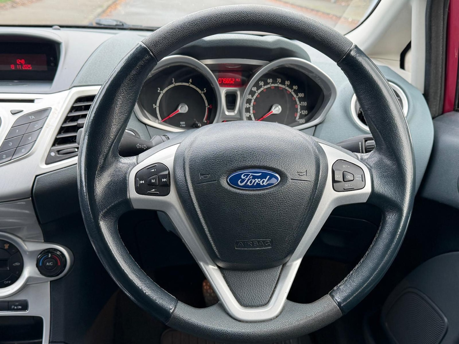 Used Ford Fiesta 2009 for sale - 77291928: Photo 22