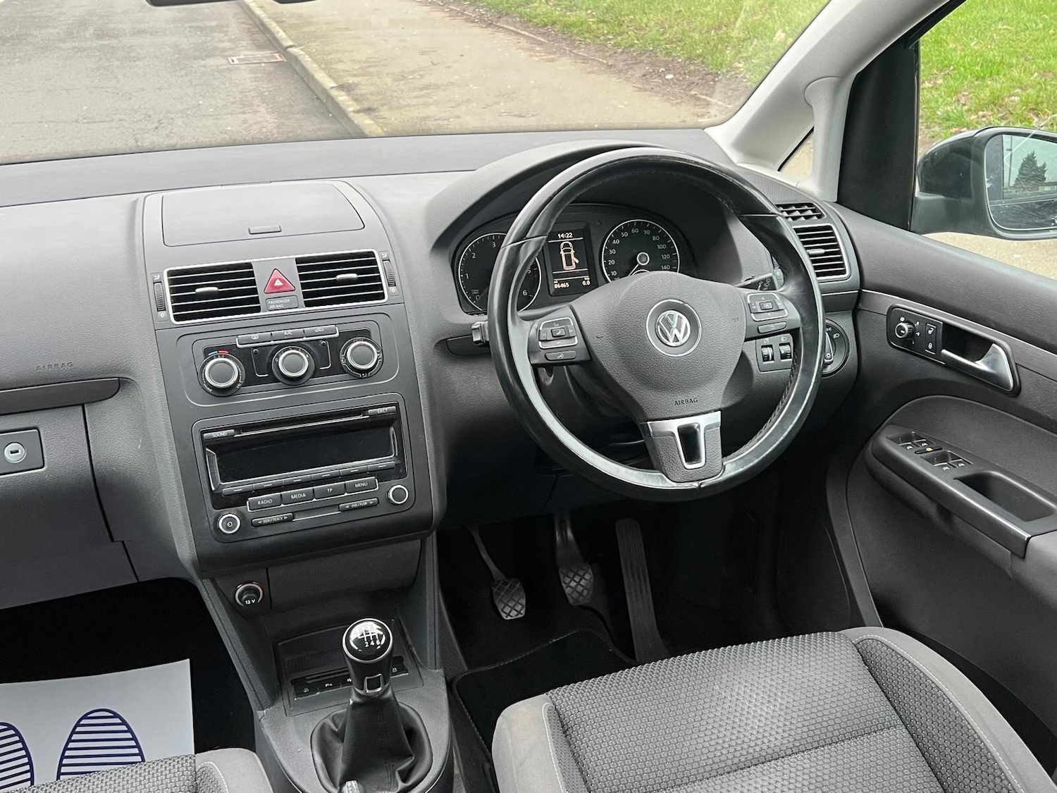 Used Volkswagen Touran 2014 for sale - 77425135: Photo 29