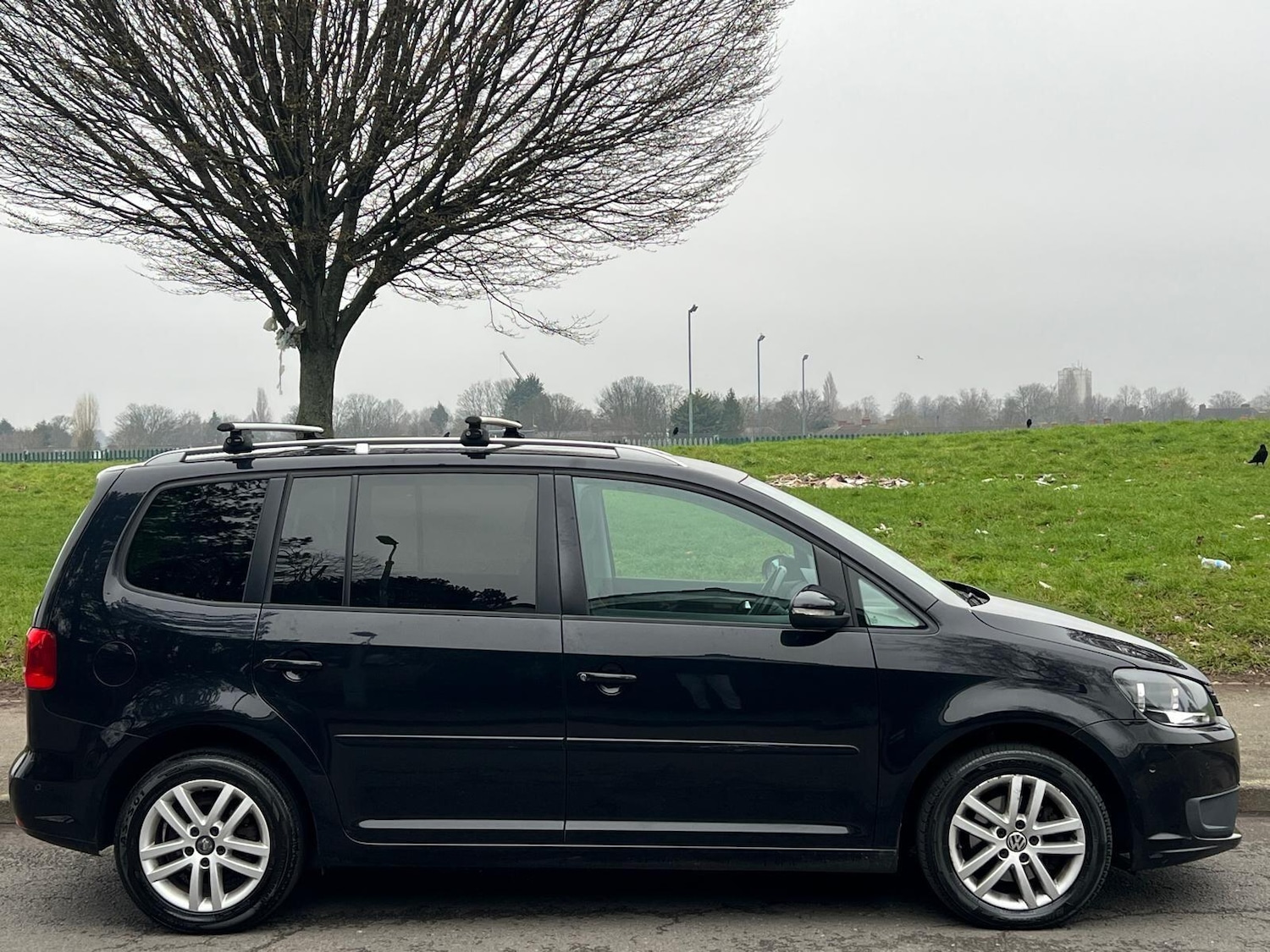 Used Volkswagen Touran 2014 for sale - 77425135: Photo 5