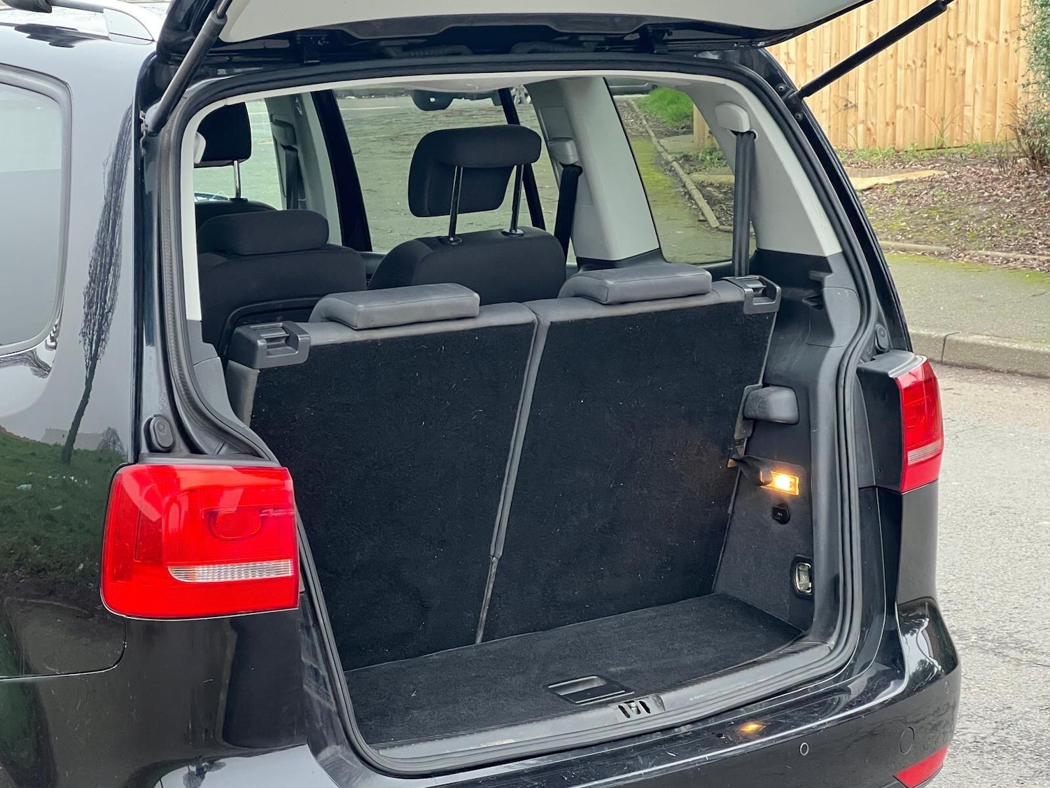 Used Volkswagen Touran 2014 for sale - 77425135: Photo 54