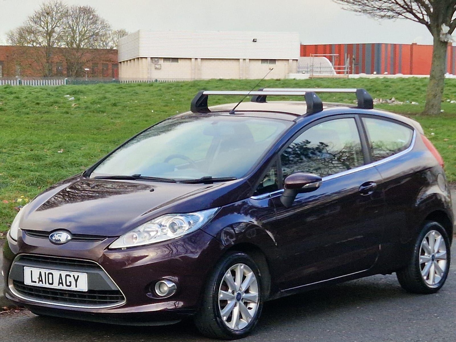 Used Ford Fiesta 2010 for sale - 77723274: Photo 2