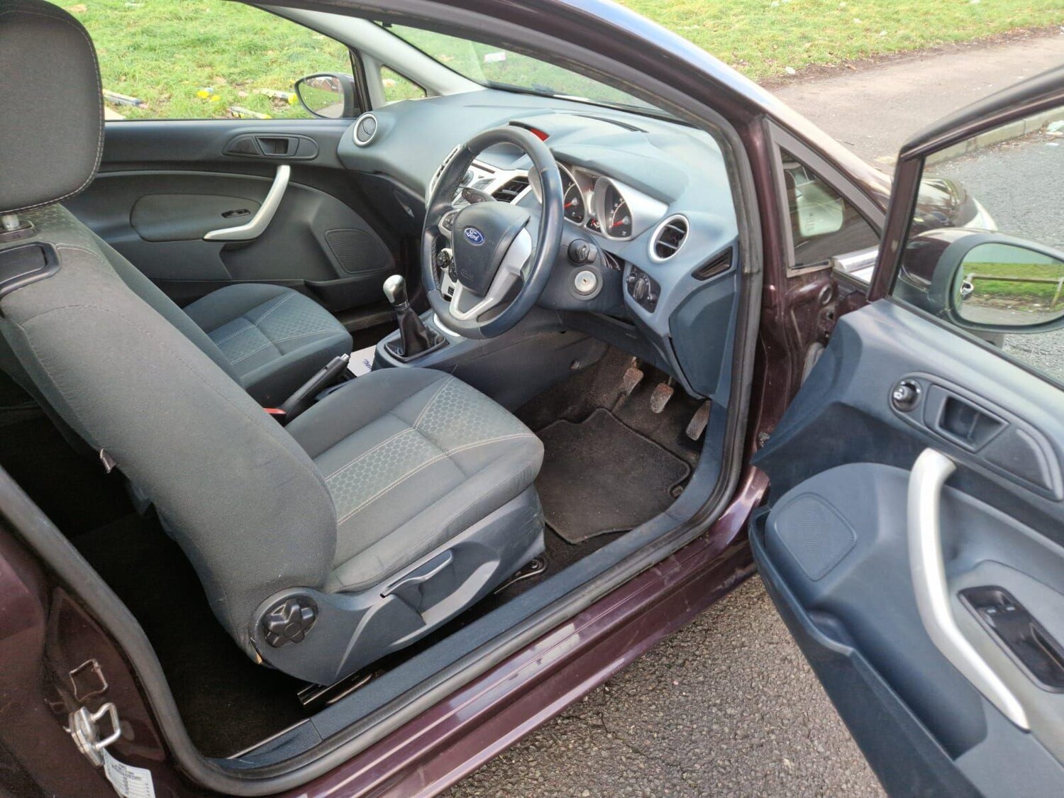 Used Ford Fiesta 2010 for sale - 77723274: Photo 24