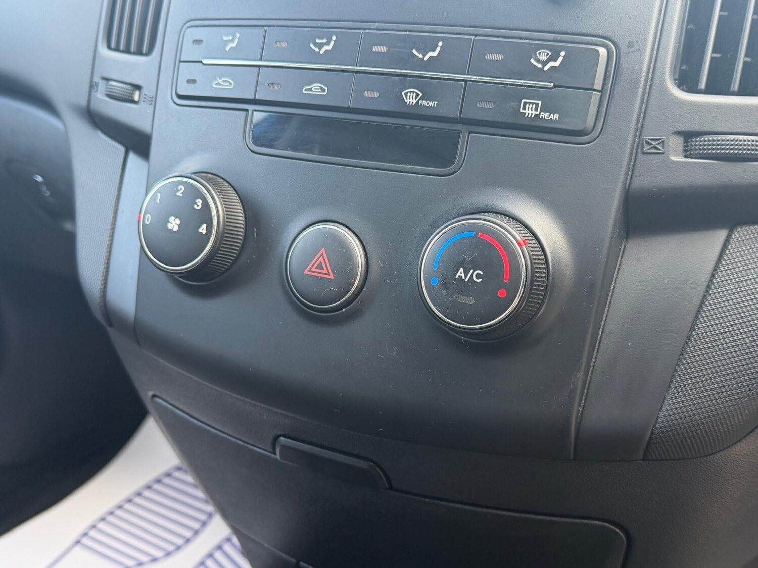 Used Hyundai i30 2010 for sale - 77386552: Photo 24