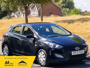 Used Hyundai i30 2013 for sale - 79426619: Photo