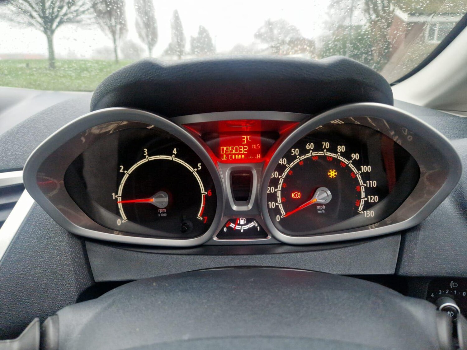 Used Ford Fiesta 2012 for sale - 77203114: Photo 22