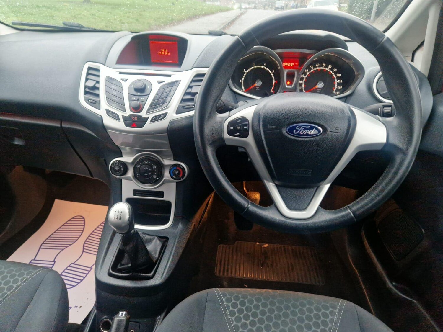 Used Ford Fiesta 2012 for sale - 77203114: Photo 24